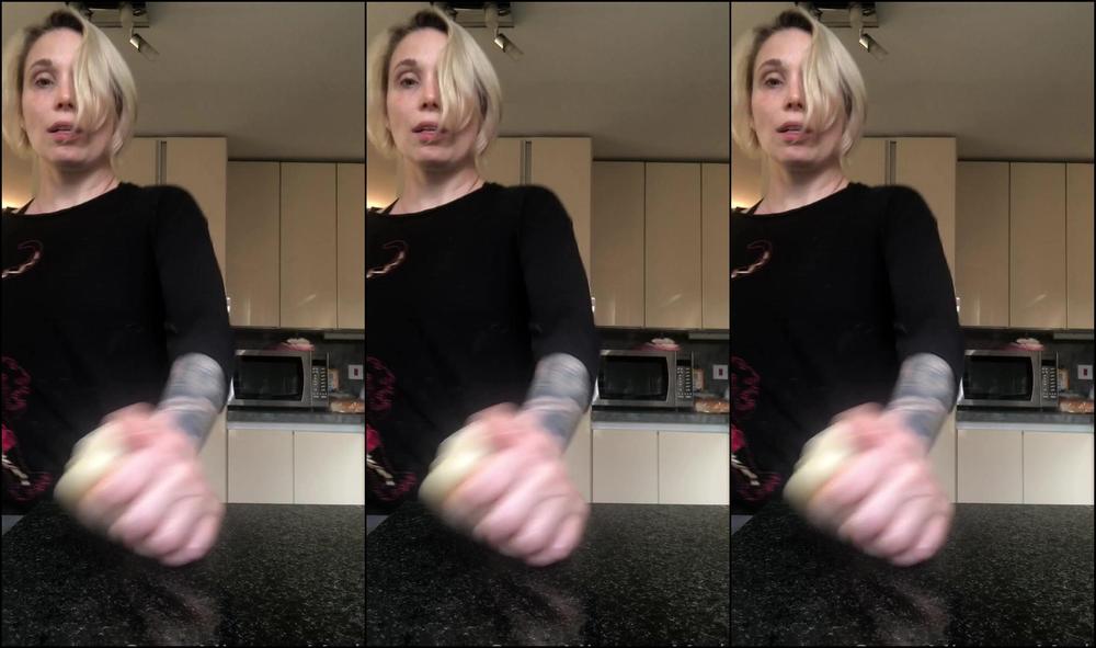 Miss Ruby Marks Who Wants Me To Pound Their Mochi Shit Day Today Struggled With