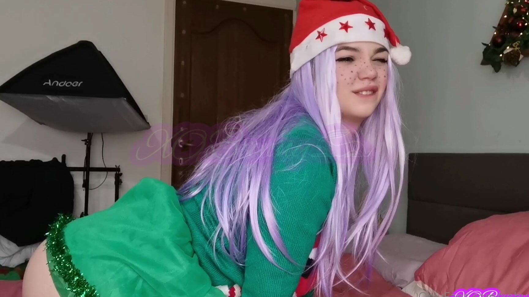 Xobunny Day Of Farty Xxxmas Mrs Santa And Elf Having A Fart Contest