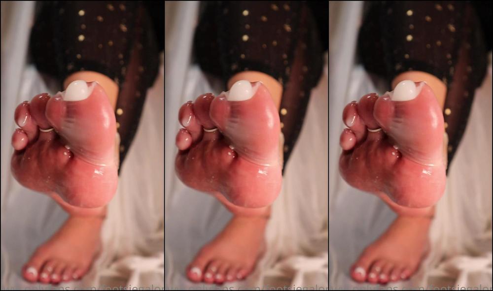 Footsiegalore It S April Fools Day Watch Me Being Silly And Putting A Cum Filled Condom And A Fresh O