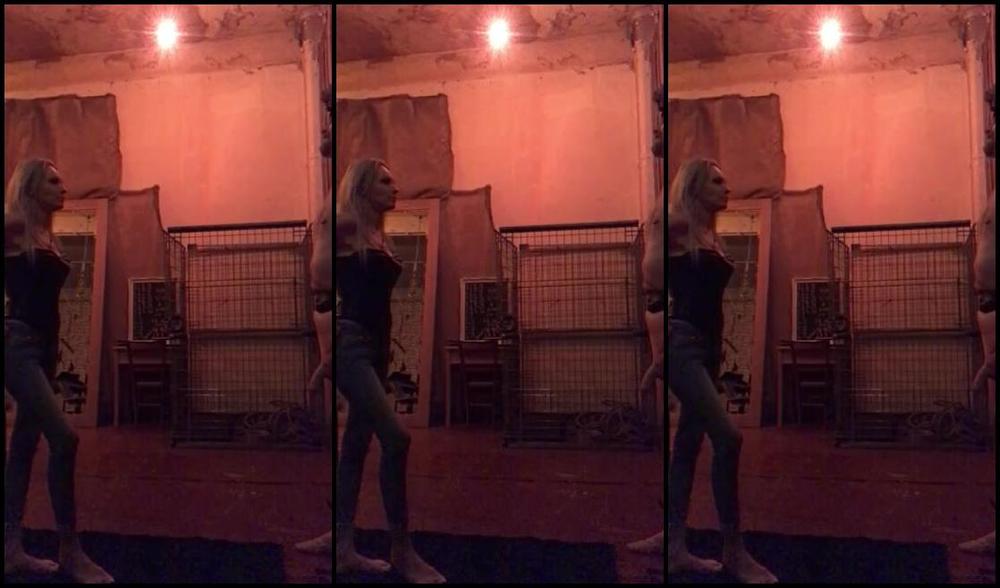 Ladydarkangeluk Onlyfans Ok Small Clip Of The Start Of A Ball Busting Session Starting With Bare Feet In This Clip With 12