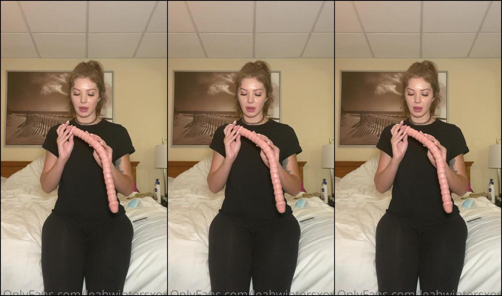 Leahwintersxoxo Trying Out My New Dildo