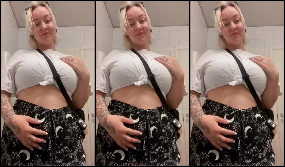 Eleonoraof Onlyfans Fin Koskettelen Itseni Vessassa Heh Eng Touching Myself On Bathroom Hehp