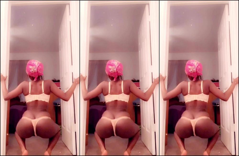 Royalexi Stripping Out Of My Bra Panties For You Shaking My Tiny Phat Ass While Fingering My We