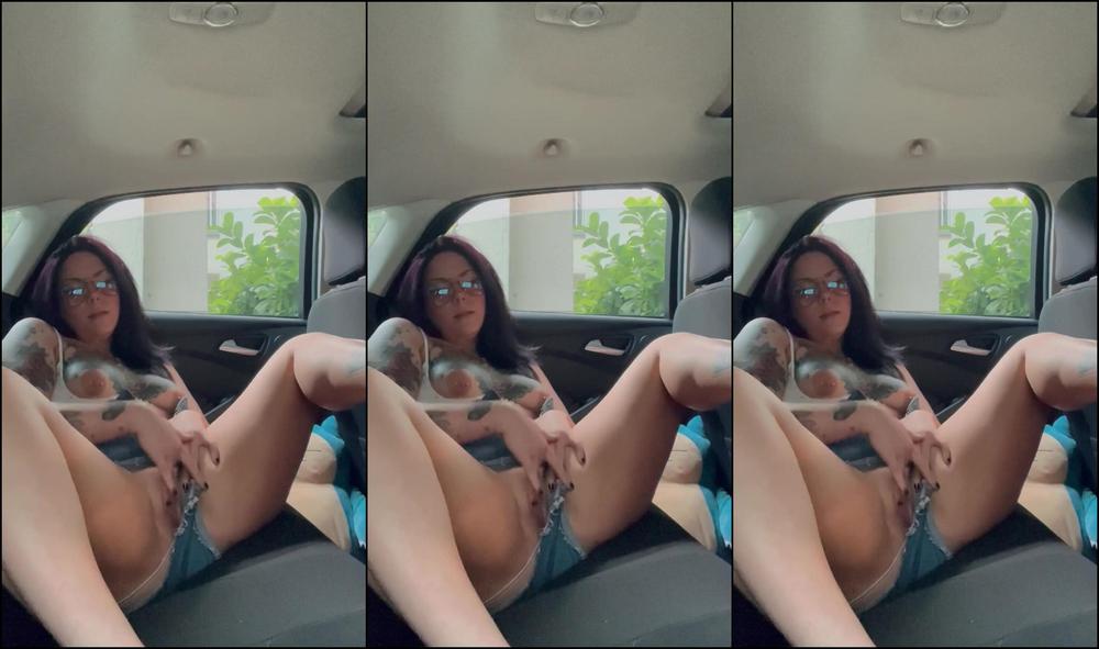 Eprxncess V1 2846055688 04 21 2023 Spoiler Alert I Finger Fucked My Perfect Pink Pussy In Broad Daylight In The Backseat