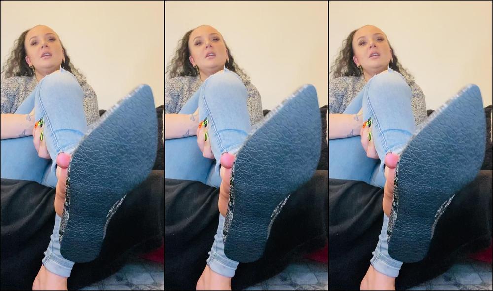 Anushkavelvet Do You Like The Way I Dangle My Shoes Are They Making You Act Like A Weak Little Bitch