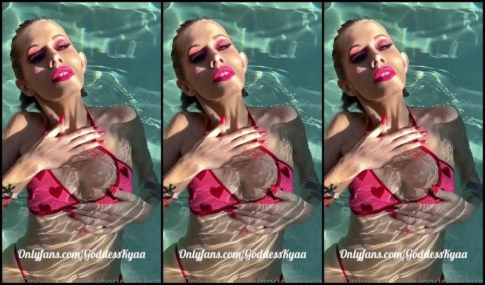 Goddess Kyaa Nicknamed Goddesskyaa Onlyfans 7 Minutes In Heaven While You Cucks Could Never Know What It S Like To Spend A Hot Day With