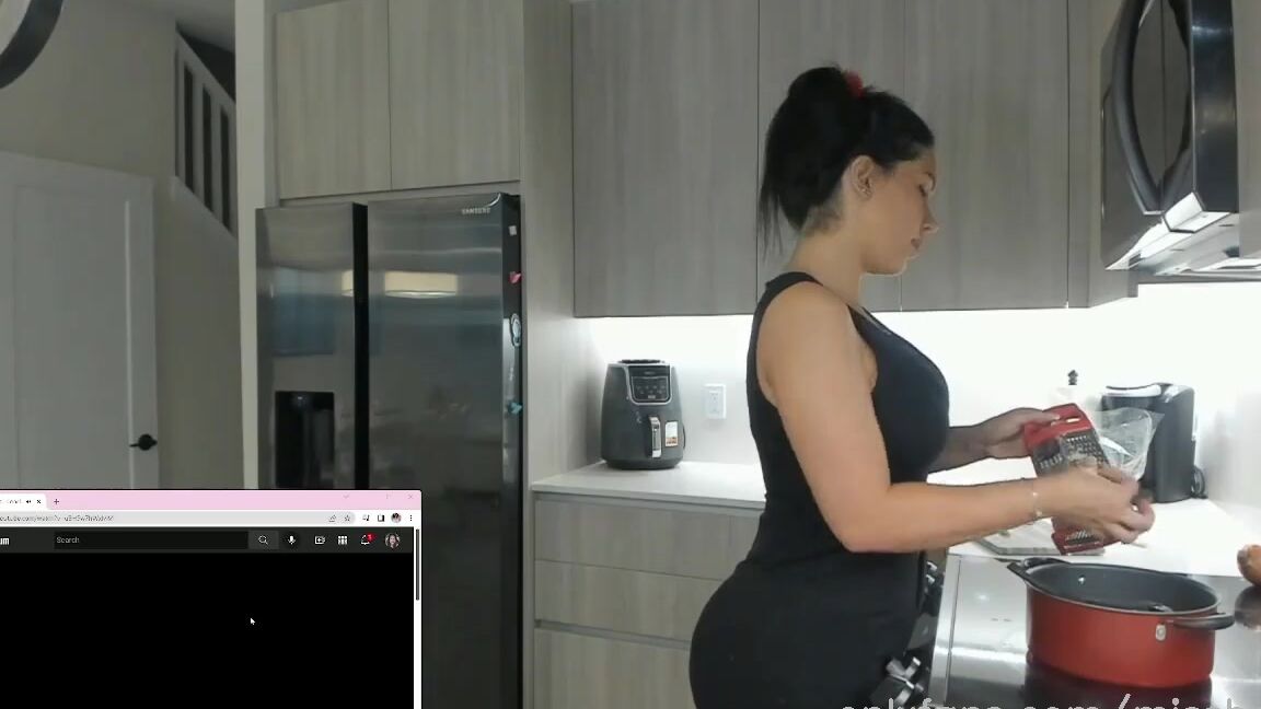 Missbella Onlyfans Stream Started At 05162022 1253