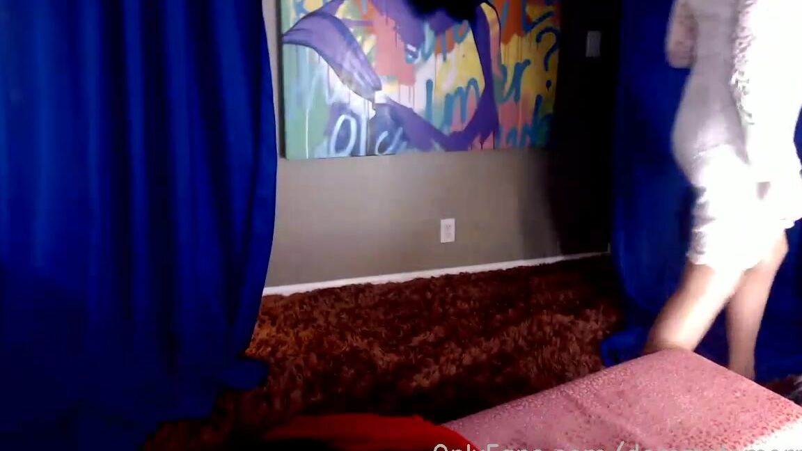 Ms Tomorrow Nicknamed Dommetomorrow Onlyfans Stream Started At 03142021 1056 Pm Sunday Has Been Busy