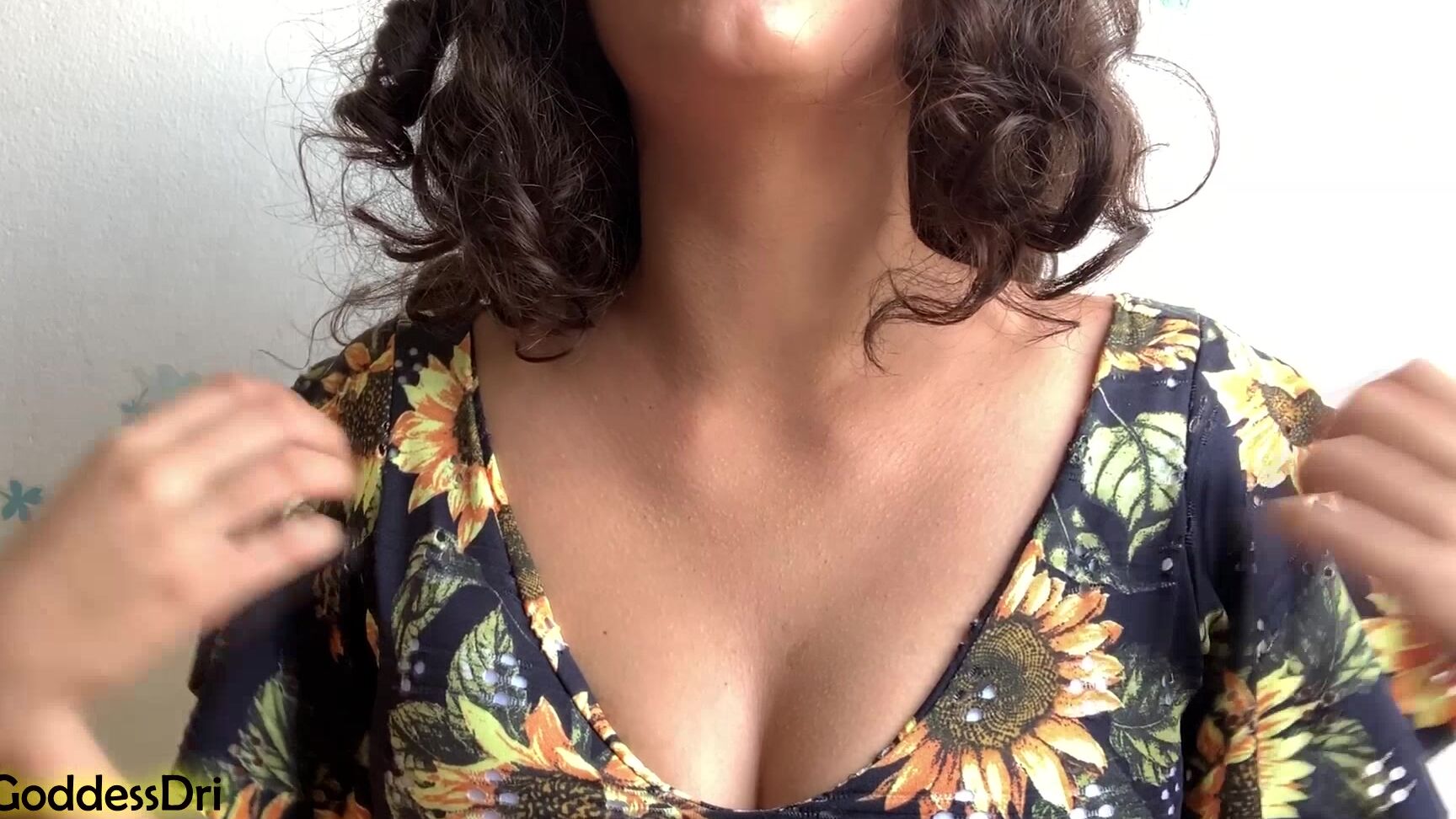 "GoddessDri" femdom, financial domination, femdom pov, goddess worship, slave training FinDom Reasons manyvids