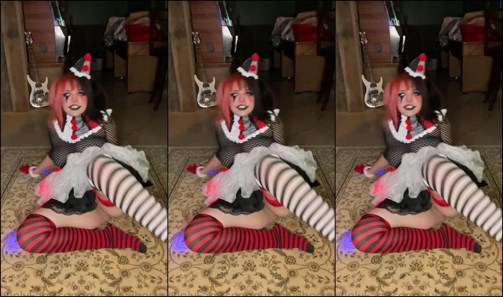 Gummyghostgirl 2021 10 10 2243607385 Clown Around With Me