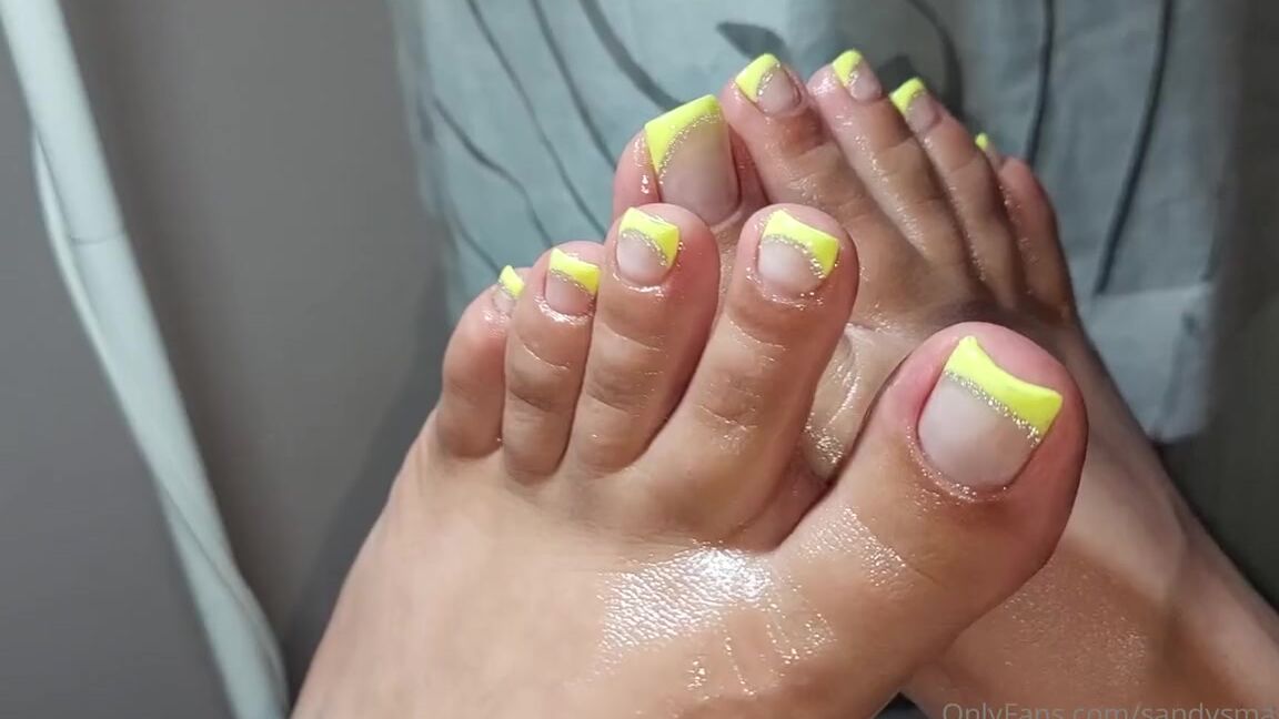 Mica Sandy Nicknamed Sandysmallfeet 07 14 2024 Onlyfans Video Put Them In Your Mouth