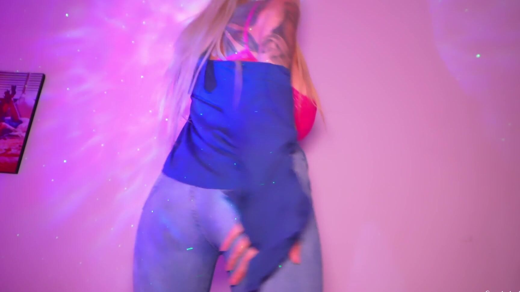 Crystal Cherrie Peeing On My Tight Jeans