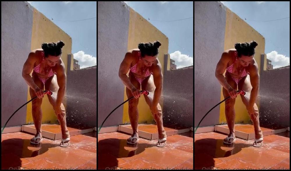 Quadsgoddess Nicknamed Quadsgoddess 02 24 2022 Onlyfans Video Outdoor Shower Ib3A