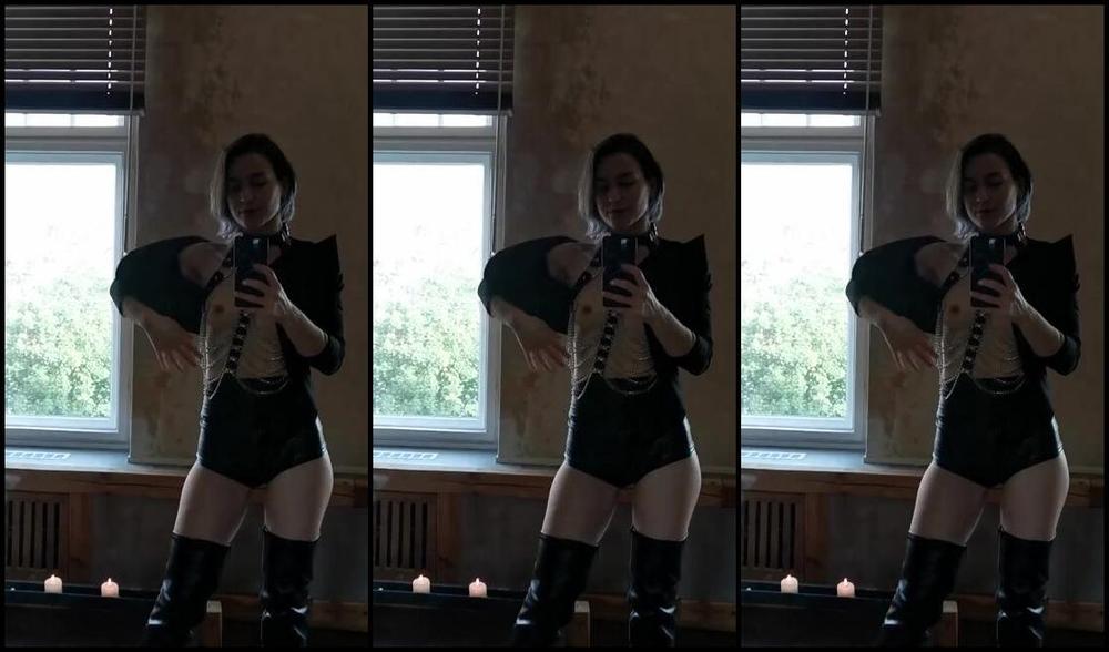 Miss Flora Nicknamed Missfloraberlin Onlyfans I Love My New Outfit Everything Except The Jacket Was A Gift Thats What Good Subs