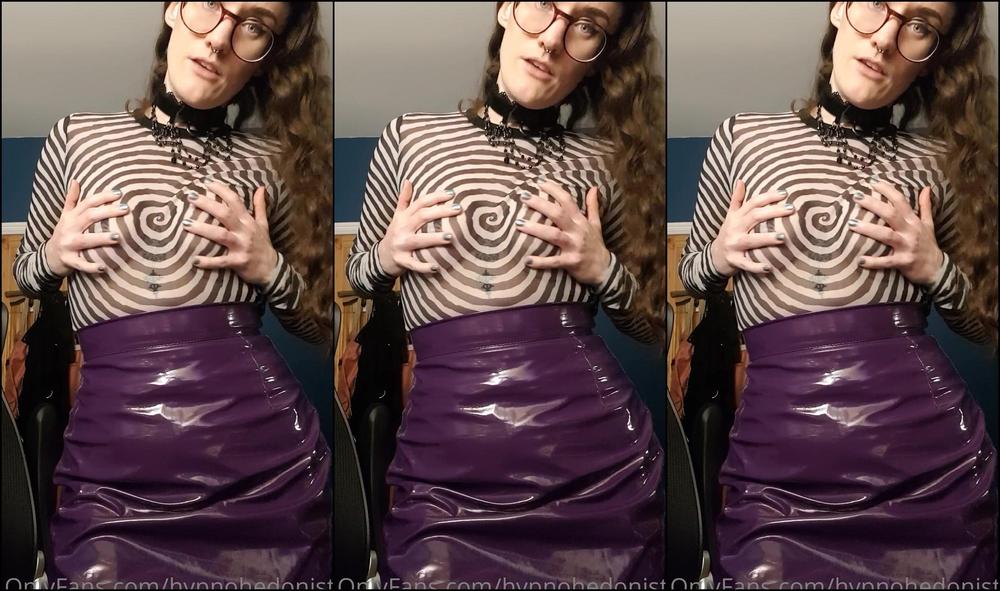 Hypnohedonista It S Perfectly Simple Toy Just Watch The Centre Of The Spiral And Don T Look Away No M