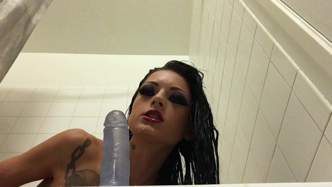 Big Toys, Dildo Fucking, Solo Female kimberveilsaz close up large dildo ManyVids