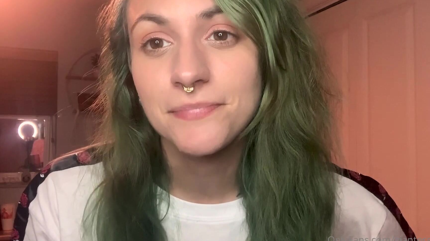 Giantessclips Turning Tricks Starring Mia Miaxhope For More Mia Visit Https Onlyfans Com Miaxhop