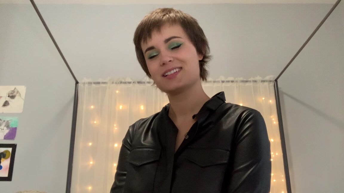 Nina Crowne - Task For Blasphemers - Desecrate A Church ManyVids