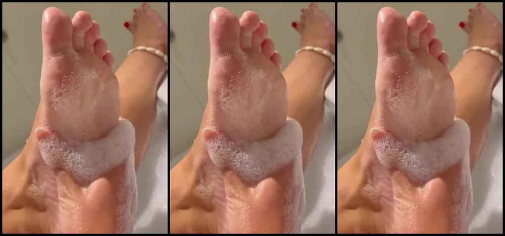 Adriana Feetgirl Nicknamed Adriana Feetgirl 09 10 2023 Onlyfans Video Bath