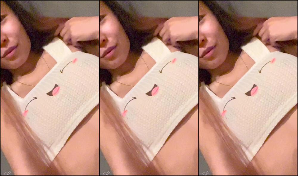 Layndare 2021 11 21 2278427452 Do You Prefer If I Tease My Boobs Or Pussy