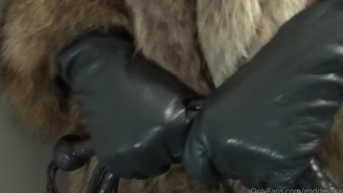 Goddess Kalinda Nicknamed Goddesskalinda Onlyfans I Know I Have Skin Fans Here Which Is A Wonderful Thing I Know That