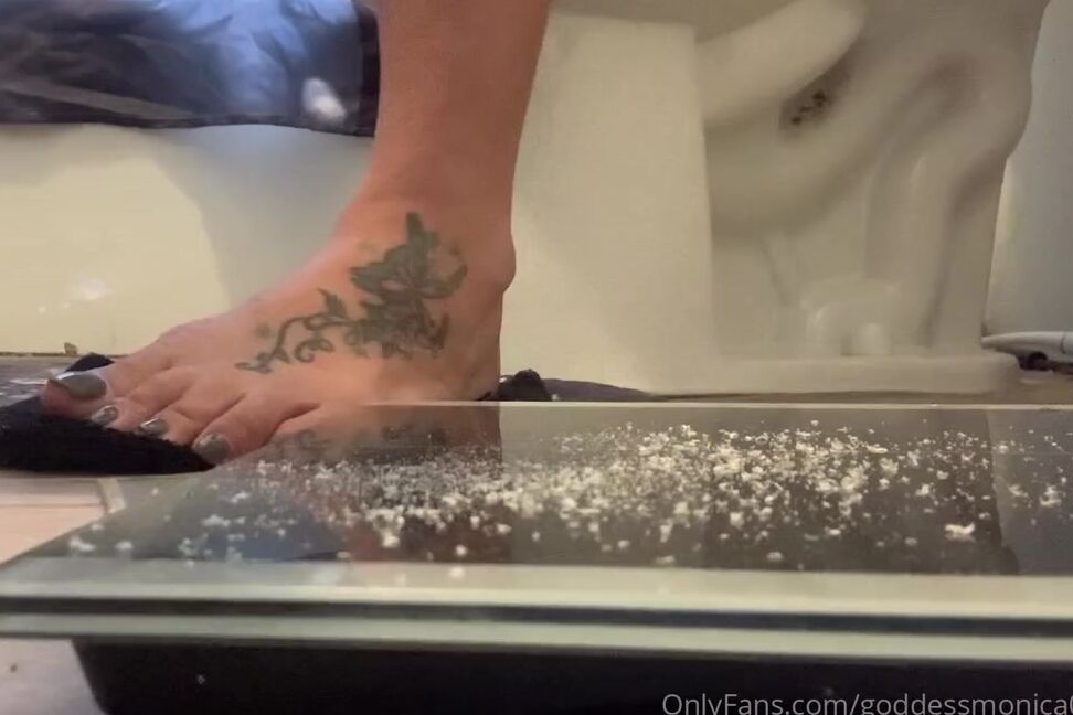 Goddessmonica00W Onlyfans Some Of You Feen That Goddess Dustp