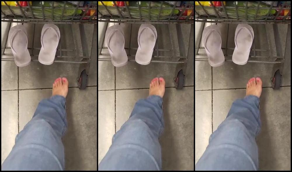 Goddess Nicole Aka Nicolesgoddesssoles Foot Fetish 03 19 2023 Onlyfans Video Mmm Feels Good To Let Them Touch The Ground Getting Them Rdy For A Cleaning