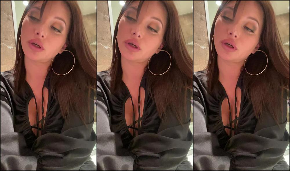 annapolinaxxxx-19-11-2019-89159260-je-vous-raconte-un-peu-l-histoire...