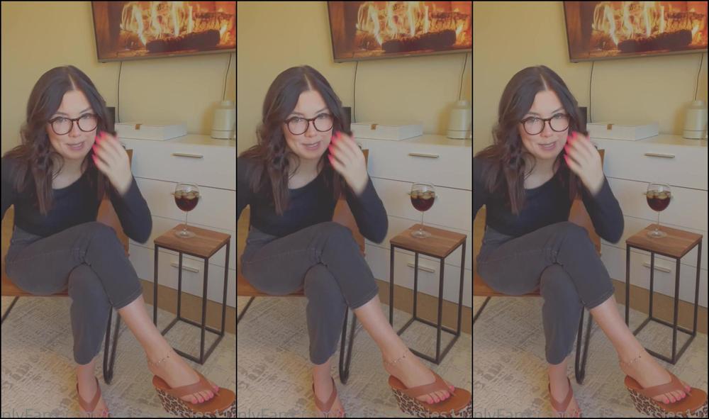 Petitetootsies Caught You Staring At The Restaurant While I Dangled My Wedges I Confront You And Almost