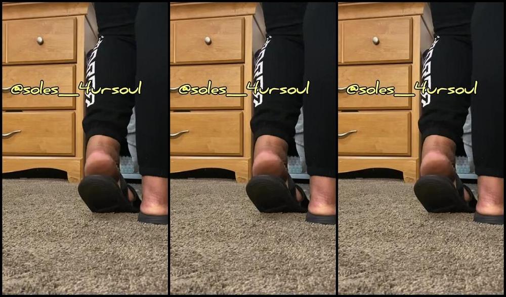 Goddess See Nicknamed Soles 4Ursoul Foot Fetish 03 22 2021 Onlyfans Video On Your Knees Smell My Feet An Give Me These Shoes For Free