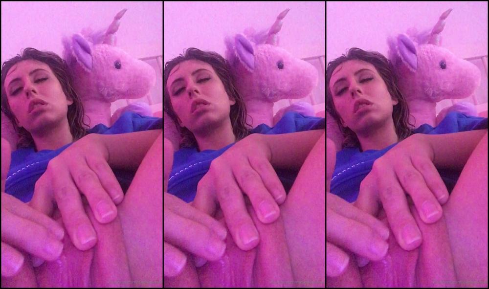 Daphnedare Closeups Of My Pussy Fuck I M So Hornyyyy