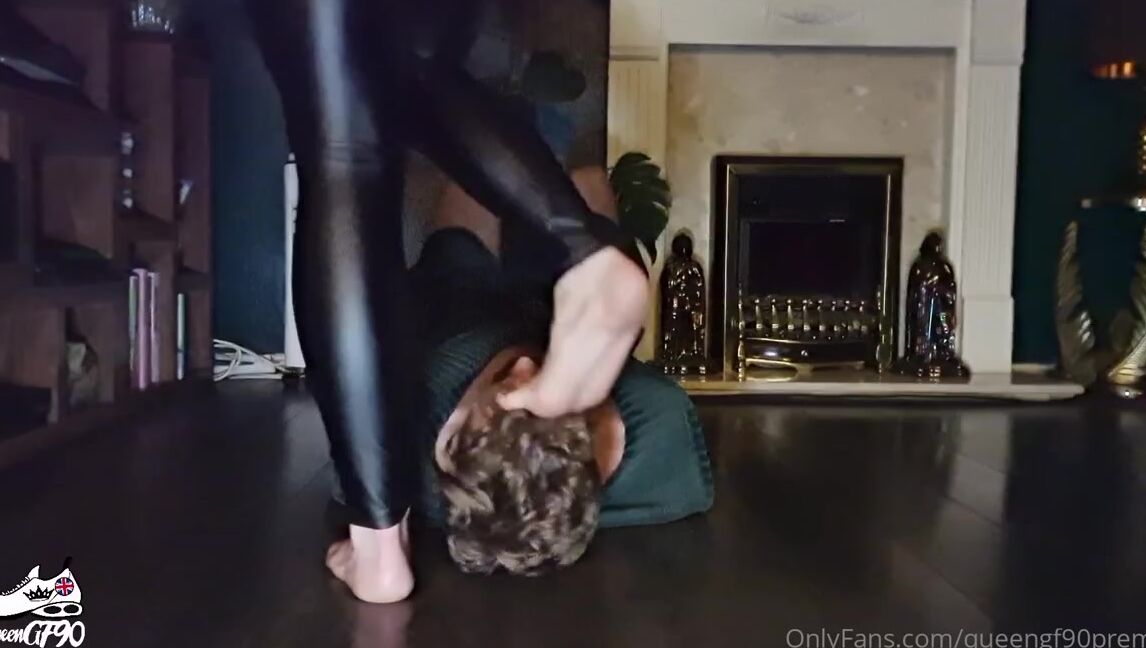 The Foot Queen Of England Aka Queengf90Premium Onlyfans My Less Cute Side