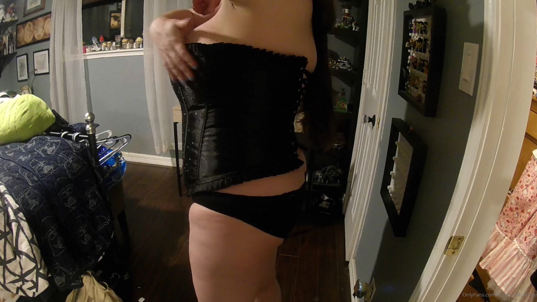 Busty Von Tease 124842111 01 14 2020 Corset Try Out Hd Movie