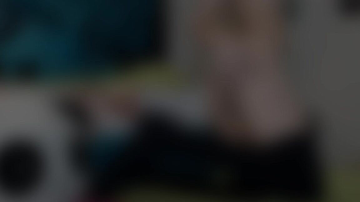 Feet, Foot Fetish, High Heels, Socks, Toenail Polish littleluna foot lover ManyVids