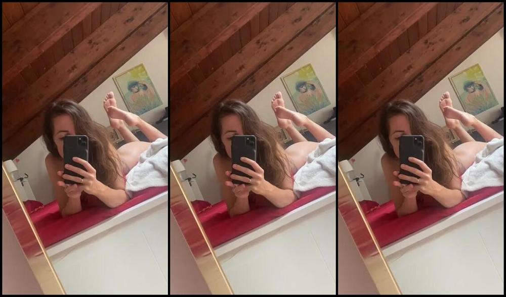 Penelope Sweet Soles Nicknamed Penelopesweetsoles 11 01 2023 Onlyfans Video Good Morning My Beloved Ones As Soon As I Wake Up Do You Think I Was