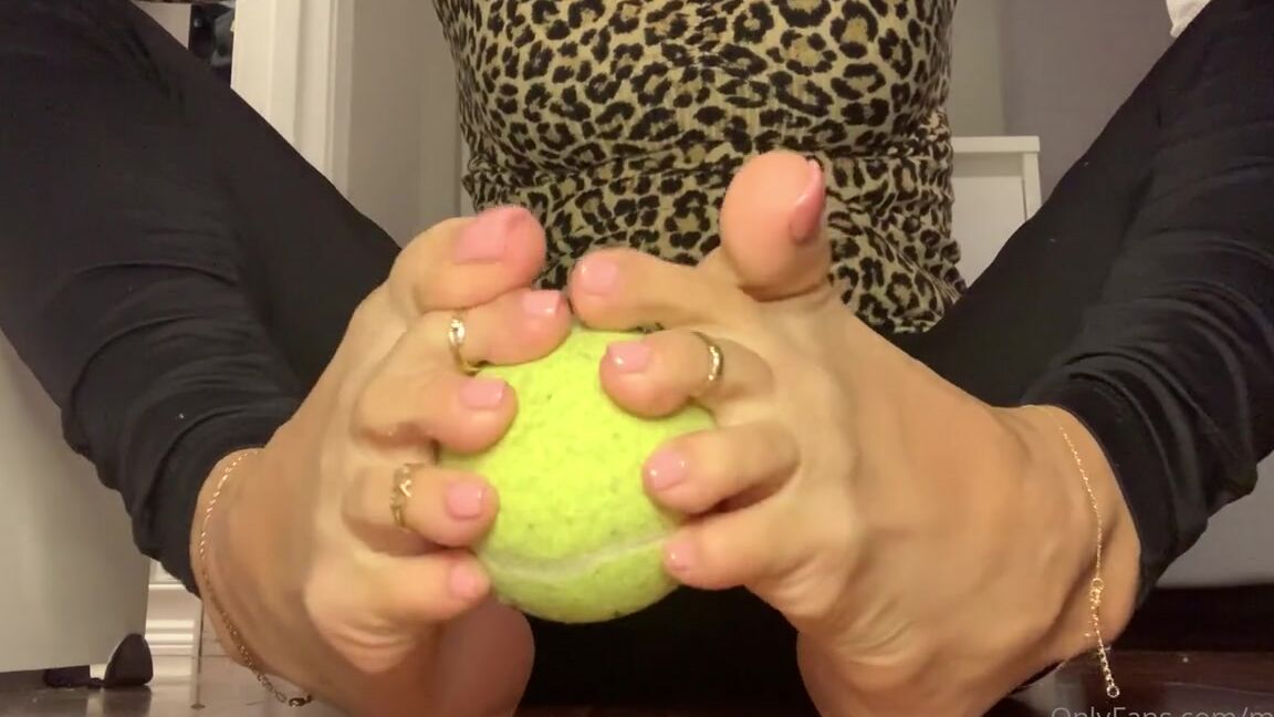 Miliani Nicknamed Miliani Onlyfans That Control Though