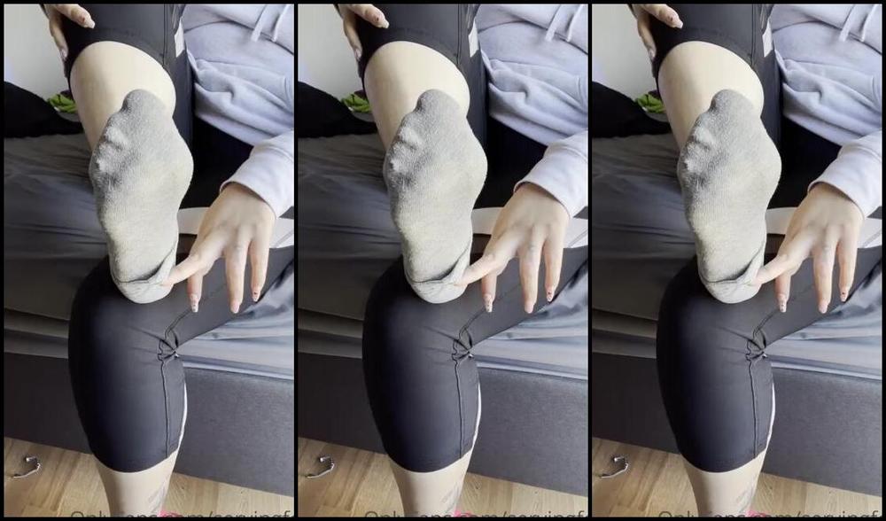 Servingbarefeet Aka Servingfet Onlyfans Sweaty Sunday All Up In Your Face