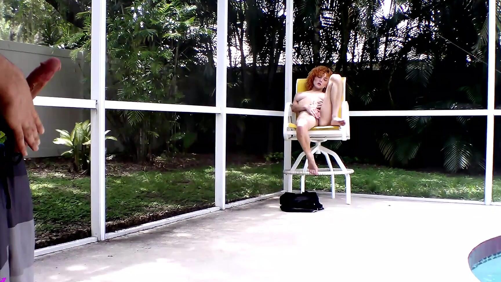 Aglaeagroup Daddy Peeps On Smoking Stella