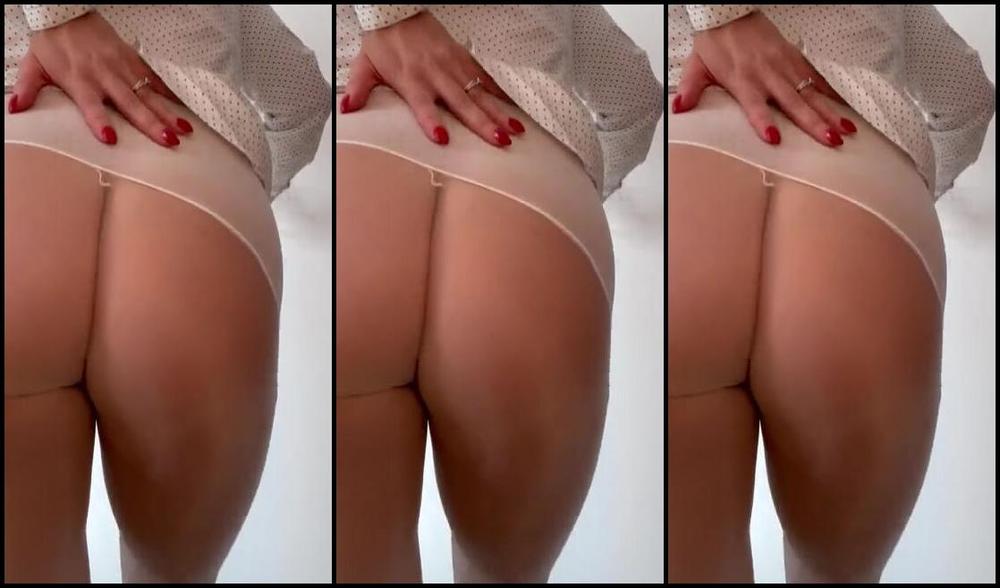 Alise Williams Aka Alisewilliams Onlyfans Ok Guys I Was Gifted These Beautiful New Seamless Pantyhose Are You Team White Or Black2