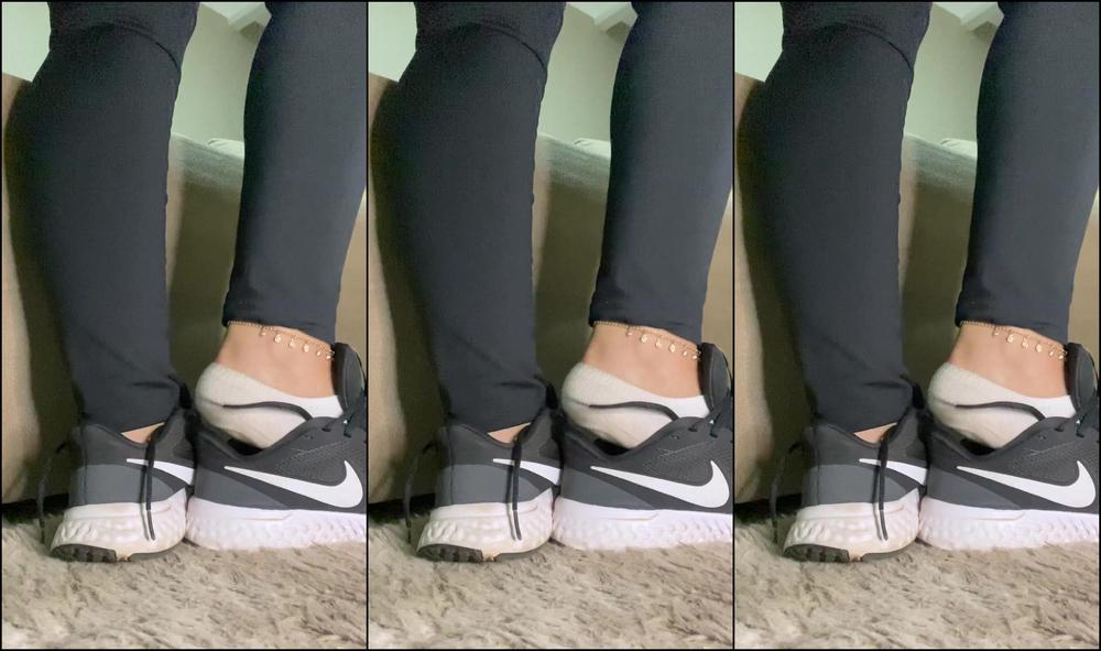 Vickbar 2096661903 04 29 2021 Meus P S Suados E Quentes Ap S Chegar Da Academia