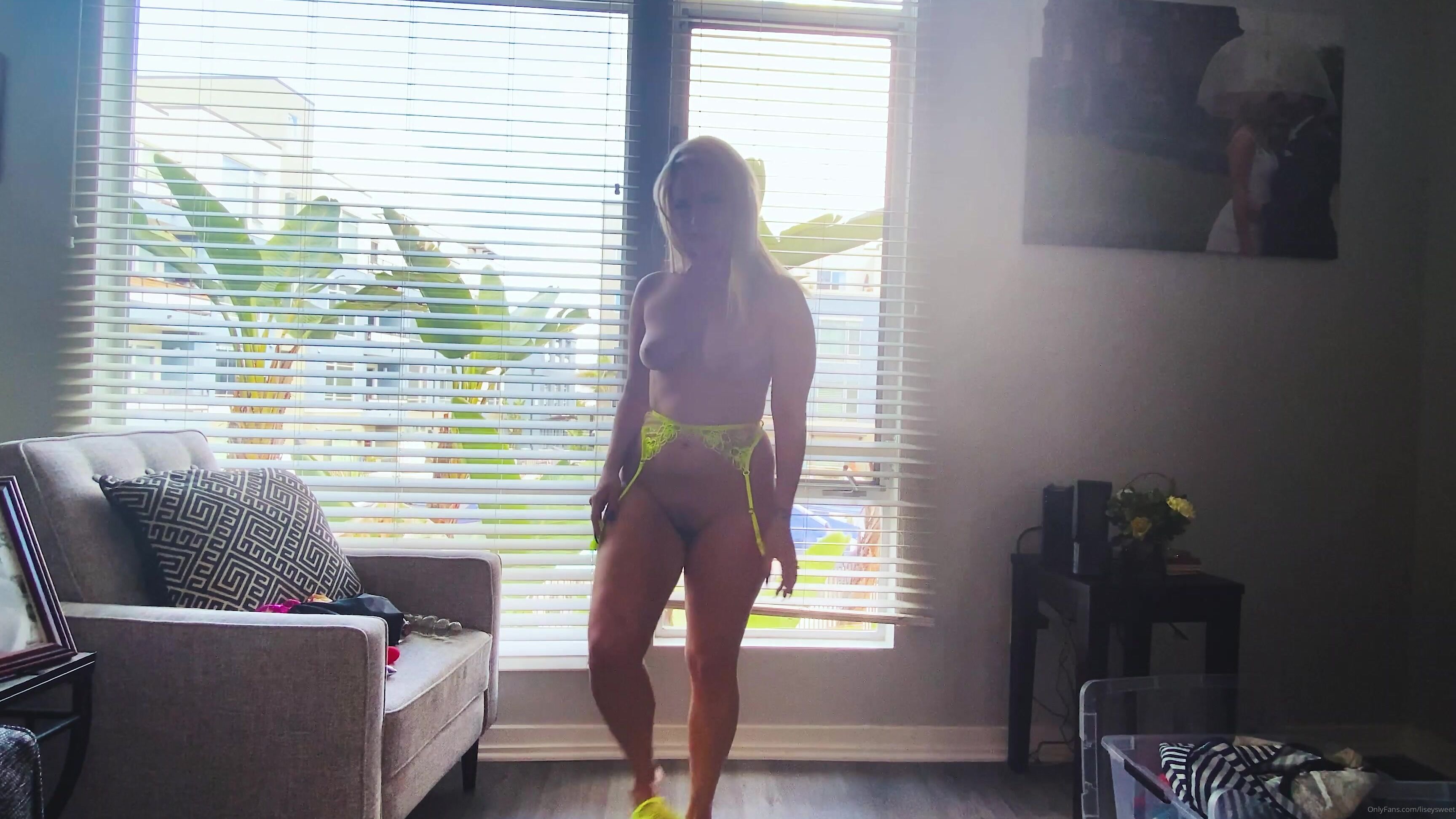 Liseysweet Here S A Cute Clip Of Me Trying On Some Sexy Lingerie And Showing Off Some Toys