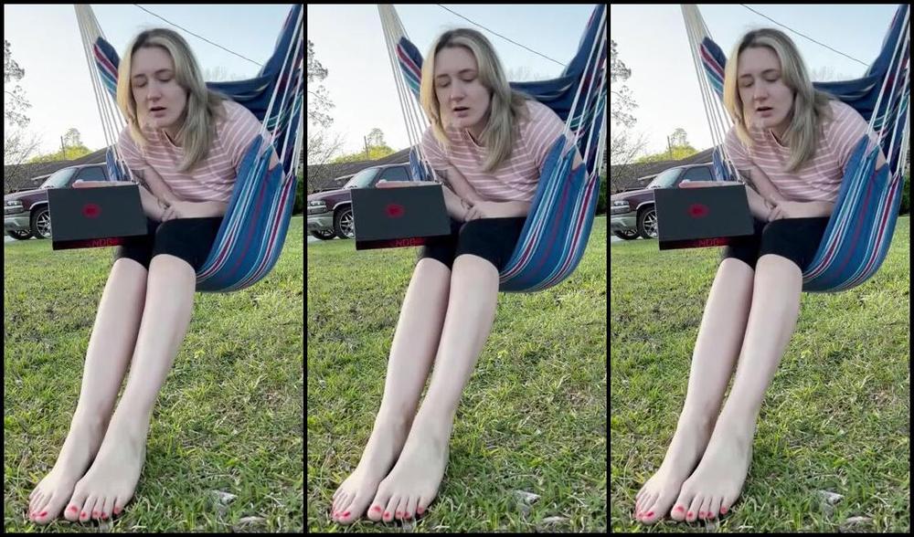 Blondifeet Foot Fetish 04 01 2022 Onlyfans Video The Pervert Neighbor Spying On Me While I Try To Red My Book