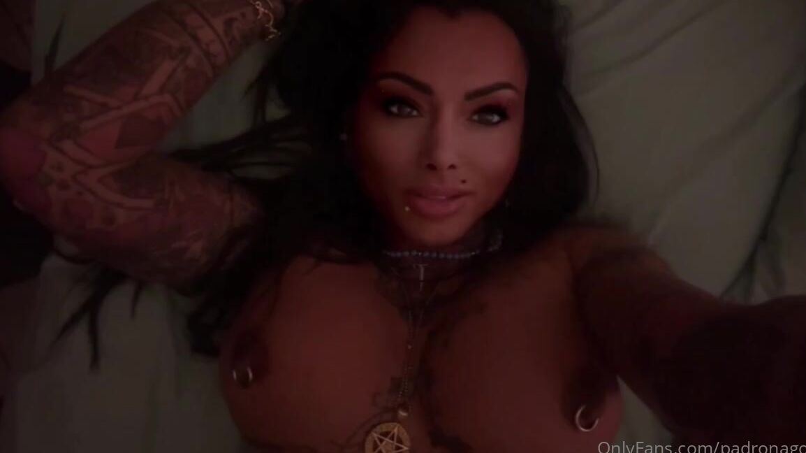 Mistress Desideria Godiva Nicknamed Padronagodiva 04 08 2024 Onlyfans Video Aprire Il C A Cornutissimi E Money Slave