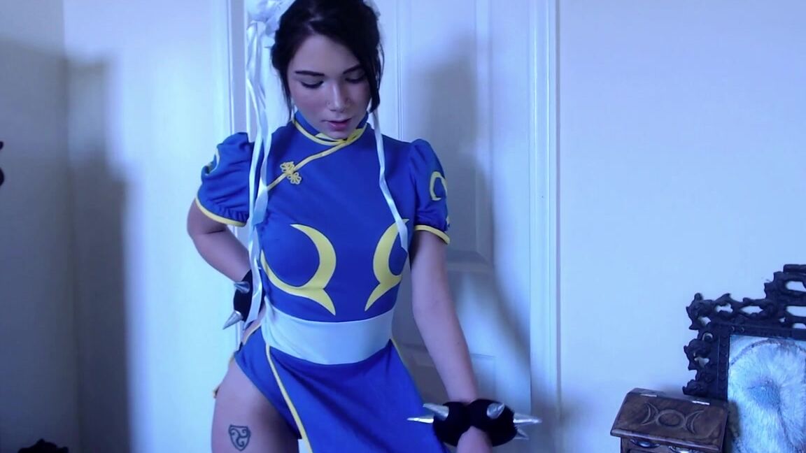 Venus Venerous Bratty Chun Li Finishes You