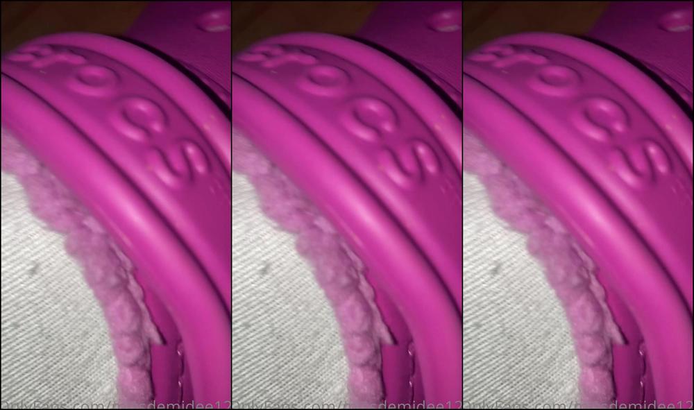 Missdemidee You Are Going To Touch Yourself To My Crocs A Croc Joi Because Losers Like You Deserve A