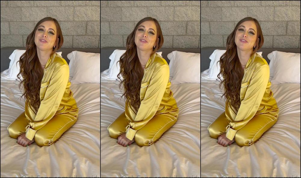 Rileyreidx My Latest Bg Sextape Where I Beg You To Stay Home From Wowrk And F