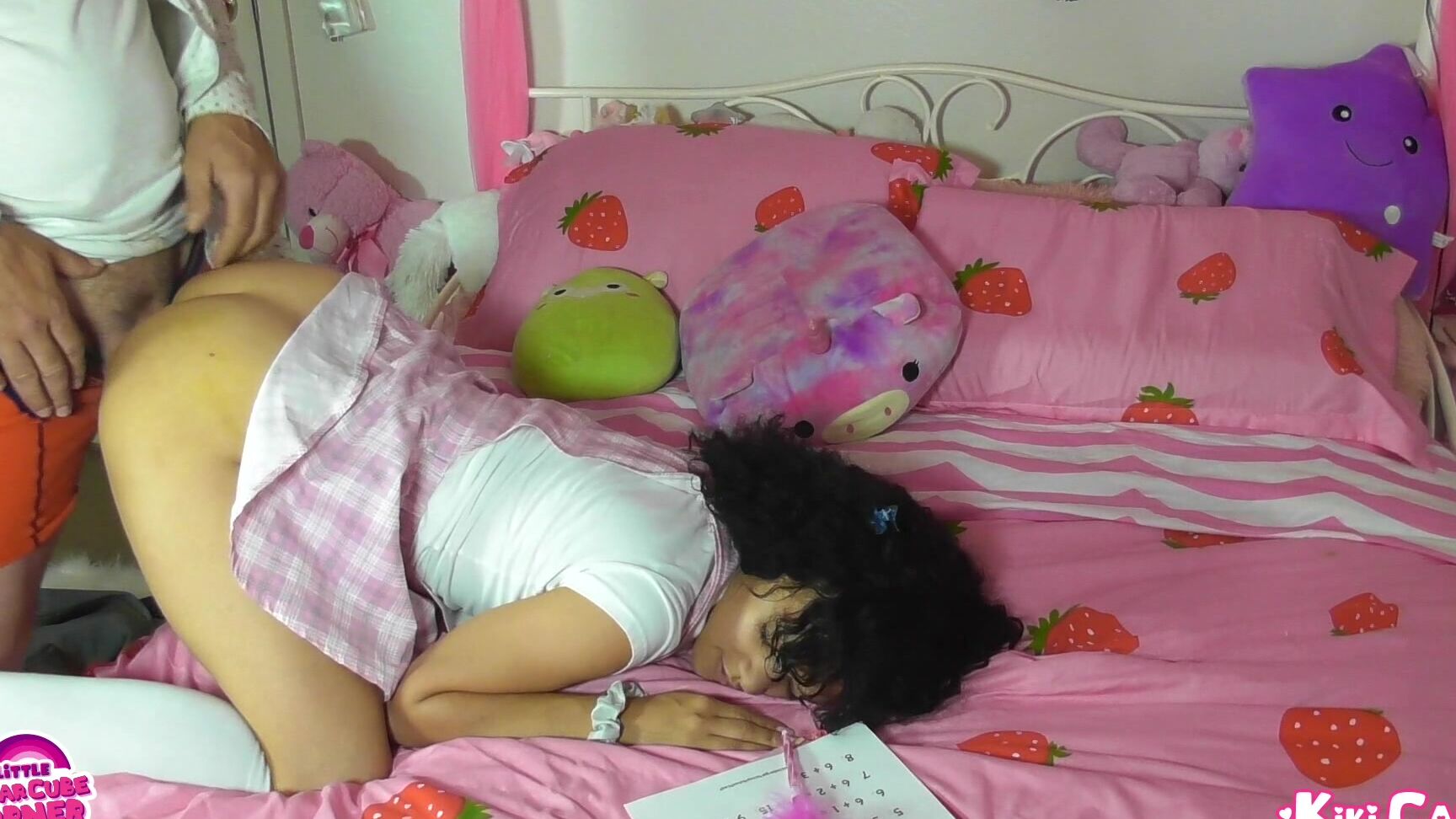 Kiki Cali Helping Me With My Homework Creampie