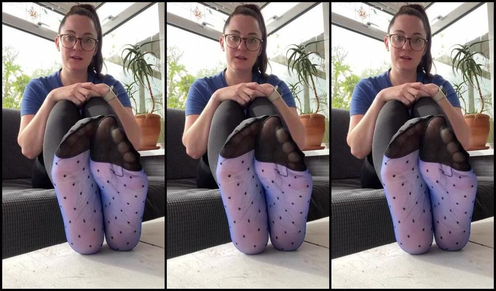 Mimisfeet1 Aka U81134601 Onlyfans Just Back From The Gym Wanna Sniff My Stinky Nylon Feet