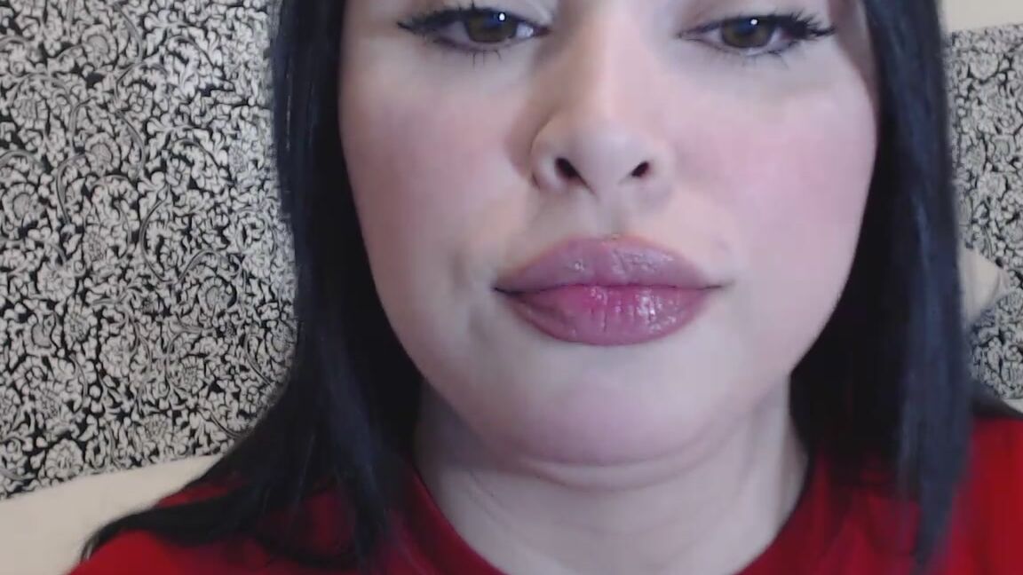 Princessdi Ice Crushing In Mouth