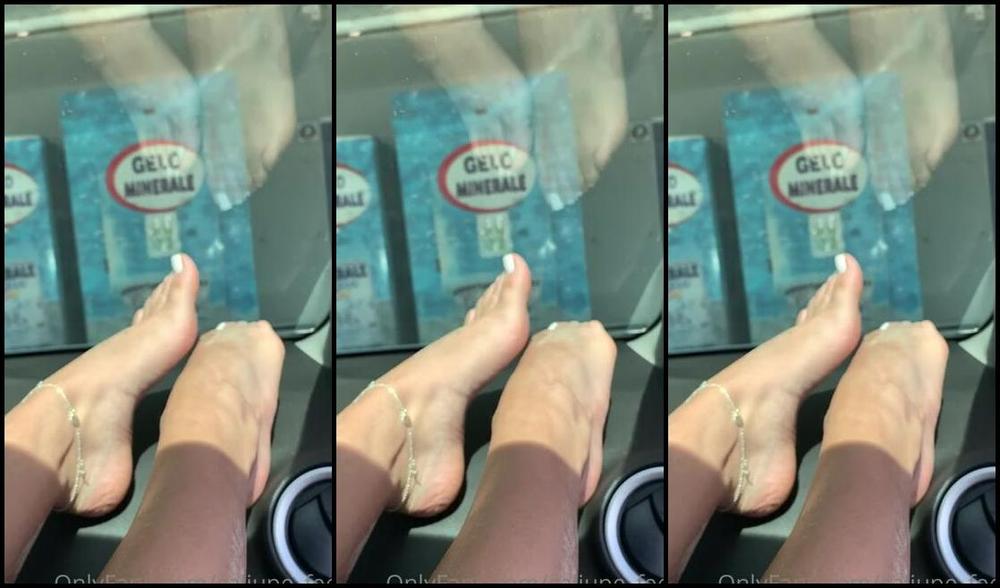 Caliupe Feet Nicknamed Caliupe Feet Foot Fetish 12 27 2021 Onlyfans Video Esse Pezinho E Lindo Demais Eu Amo Ficar Exibindo